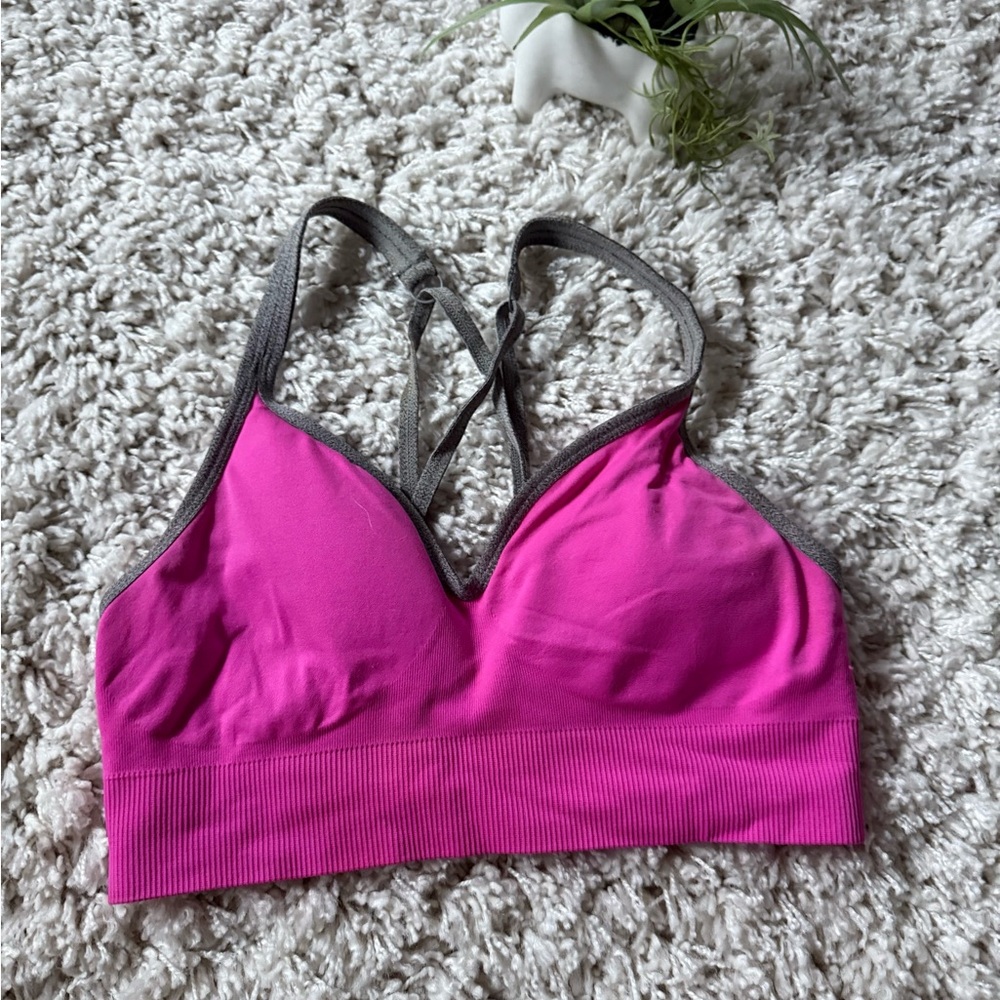 Cascade Sport Pink and grey sports bra with adjustable straps